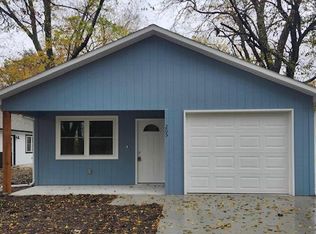 205 Sylvan St, Emporia, KS 66801