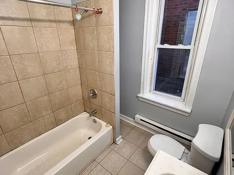 233 N Ramsey St — Photo 17