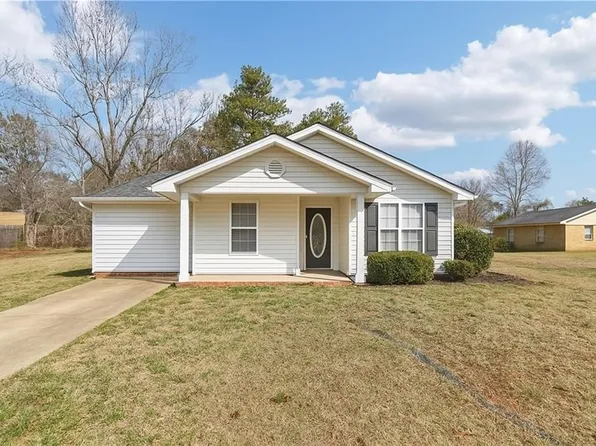 50 Silver Tip Ct, McDonough, GA 30253