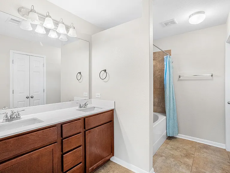 7925 Fieldstone Dr — Photo 13