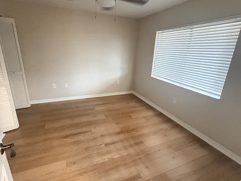 444 Bouchelle Dr #201 — Photo 17