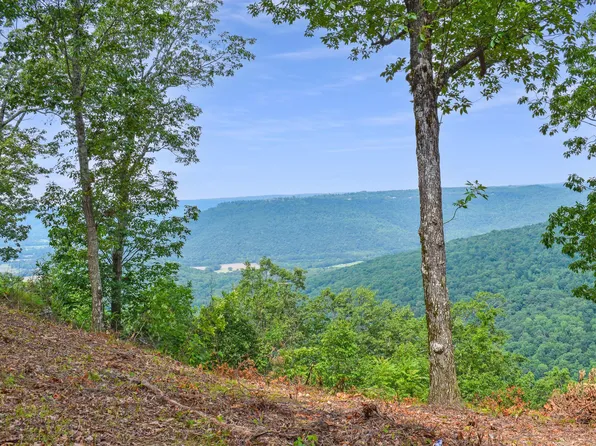 615 Cumberland Cir, Jasper, TN 37347