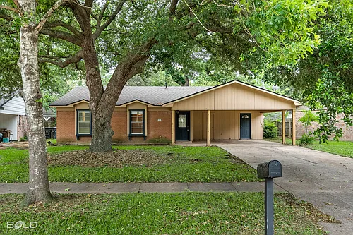 131 Tooke Dr Photo 1