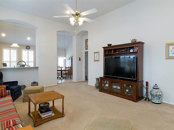 5th image of 9813 Clocktower Ct