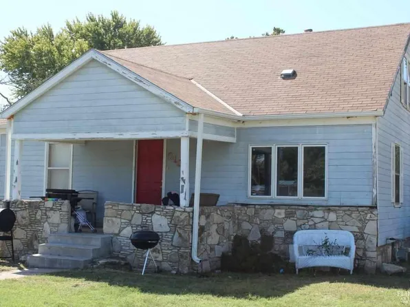 210 Linden St, Ogden, KS 66517