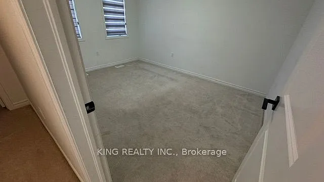 80 Keppel Cir — Photo 11