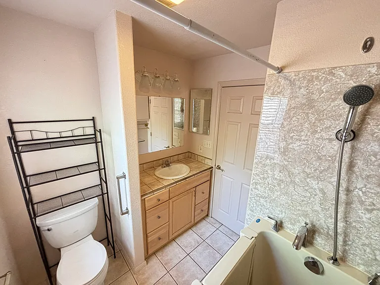 Casita bathroom. Bathroom #3