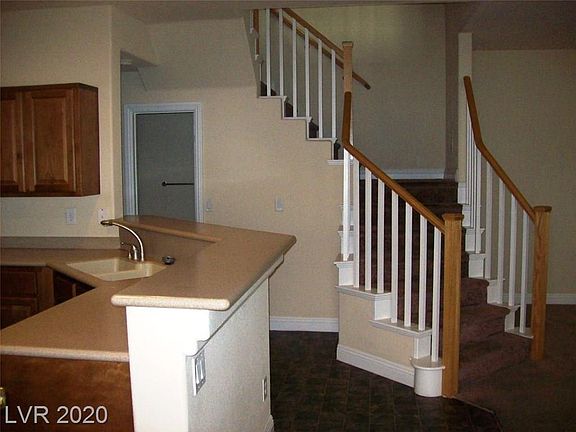 3rd image of 8814 Traveling Breeze Ave Unit 102