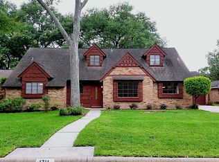 1711 Springwell Dr, Houston, TX 77043