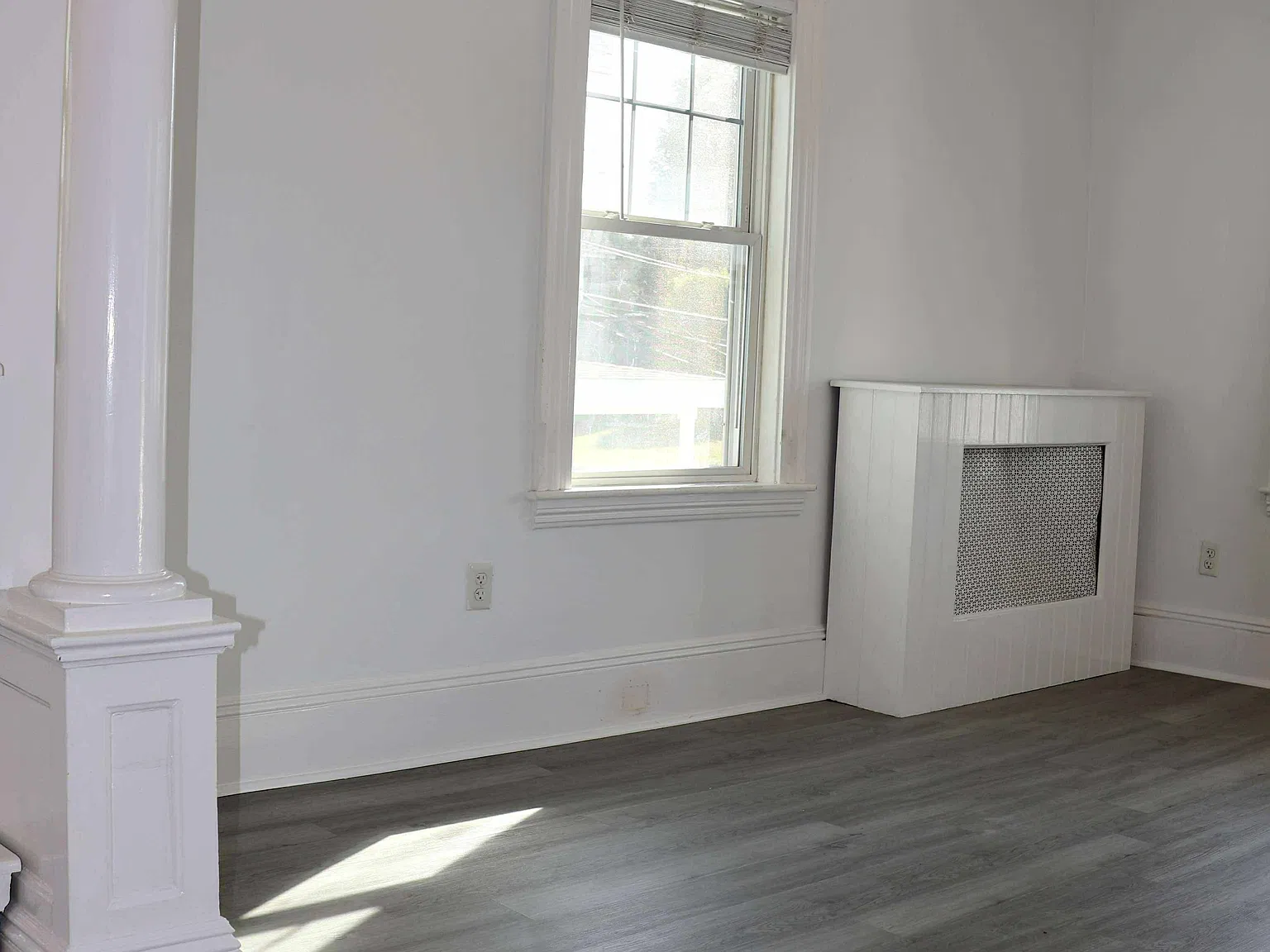 3 bed, 1350 sqft, $3,000 — Photo 3