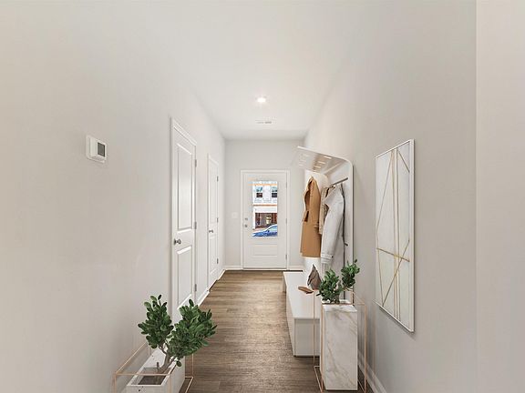 4th image of 715 Miller Tree Way