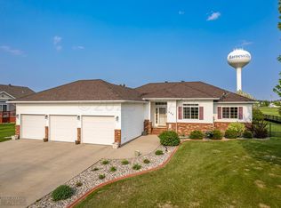 204 11th St NE, Barnesville, MN 56514