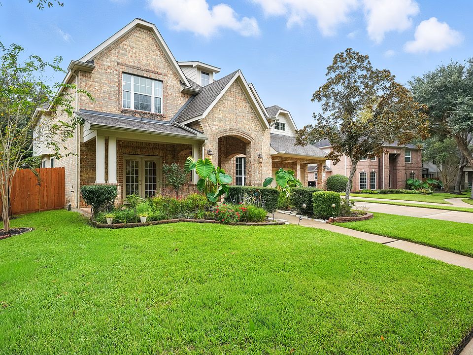 1st image of 3303 Charlston Ct