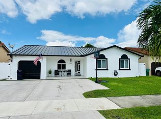 15353 SW 178th St, Miami, FL 33187