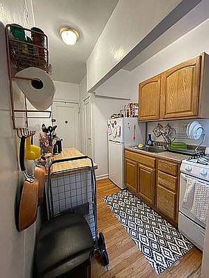 3rd image of 25-30 30th Rd #1K