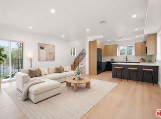 913 N Hobart Blvd #1/4, Los Angeles, CA 90029
