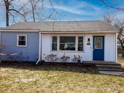 1881 Manor Dr, Muskegon, MI, 49441