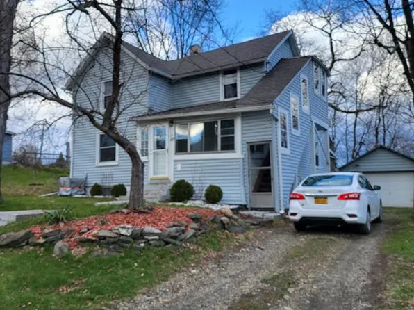 204 Robinwood Ave, Elmira Heights, NY 14903