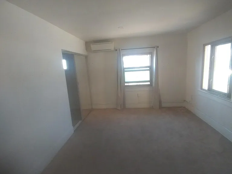 244 Grape St — Photo 23