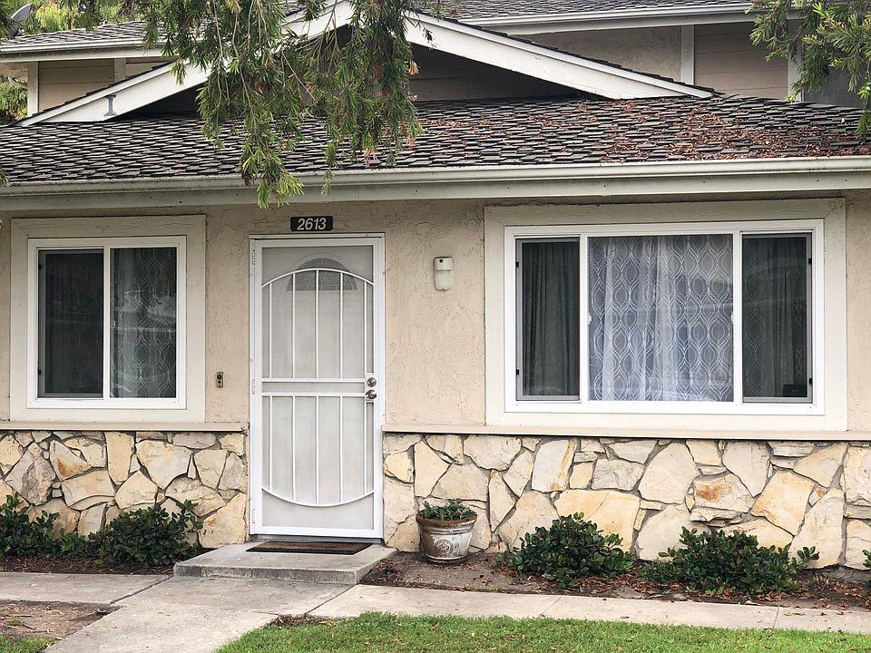 1st image of 2613 N Spinnaker Ave