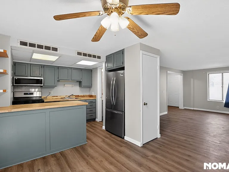 1651 Mentor Ave #805 — Photo 3