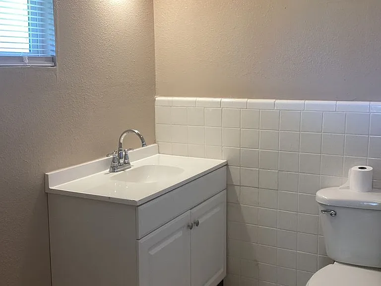 1520 S Industrial Dr — Photo 15