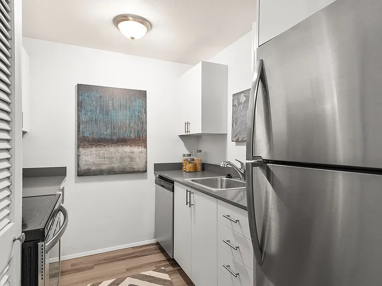 2713 K St NE #B — Photo 33