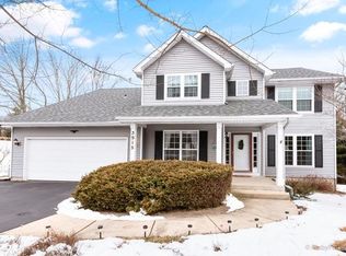 3915 Thompson Rd, Wonder Lake, IL 60097