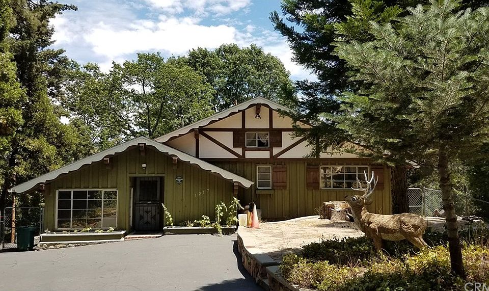 1st image of 24665 Bernard Dr