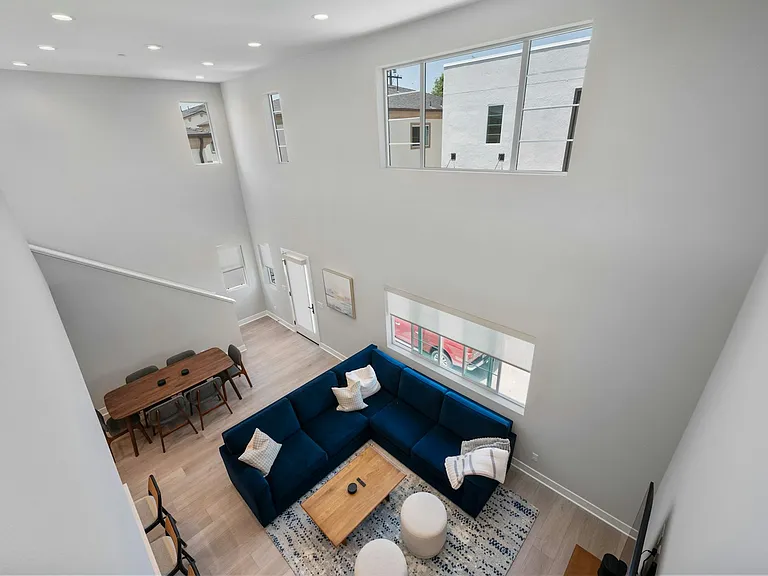 2906 Foundry Ct — Photo 27