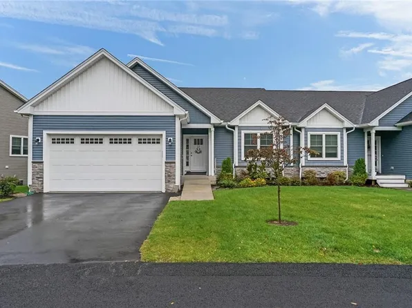 25 Deer Run Xing Unit 45, Warwick, RI 02818