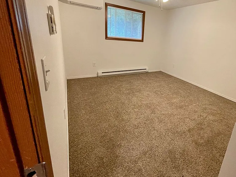 Hartson 8-Plex — Photo 17