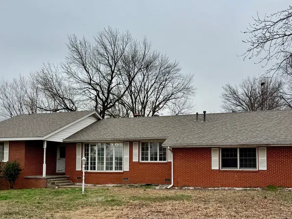 1005 Lexington Rd, Sapulpa, OK 74066