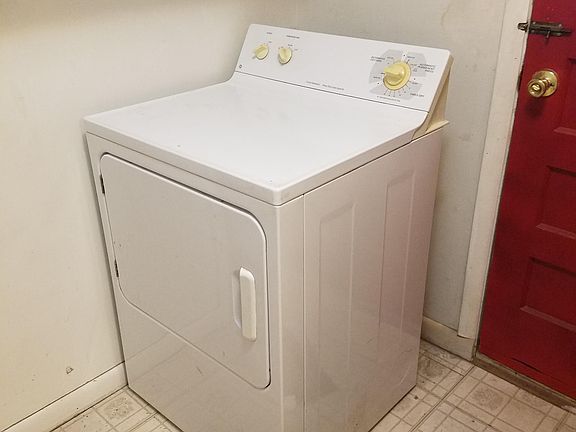 Washer and drier furnished