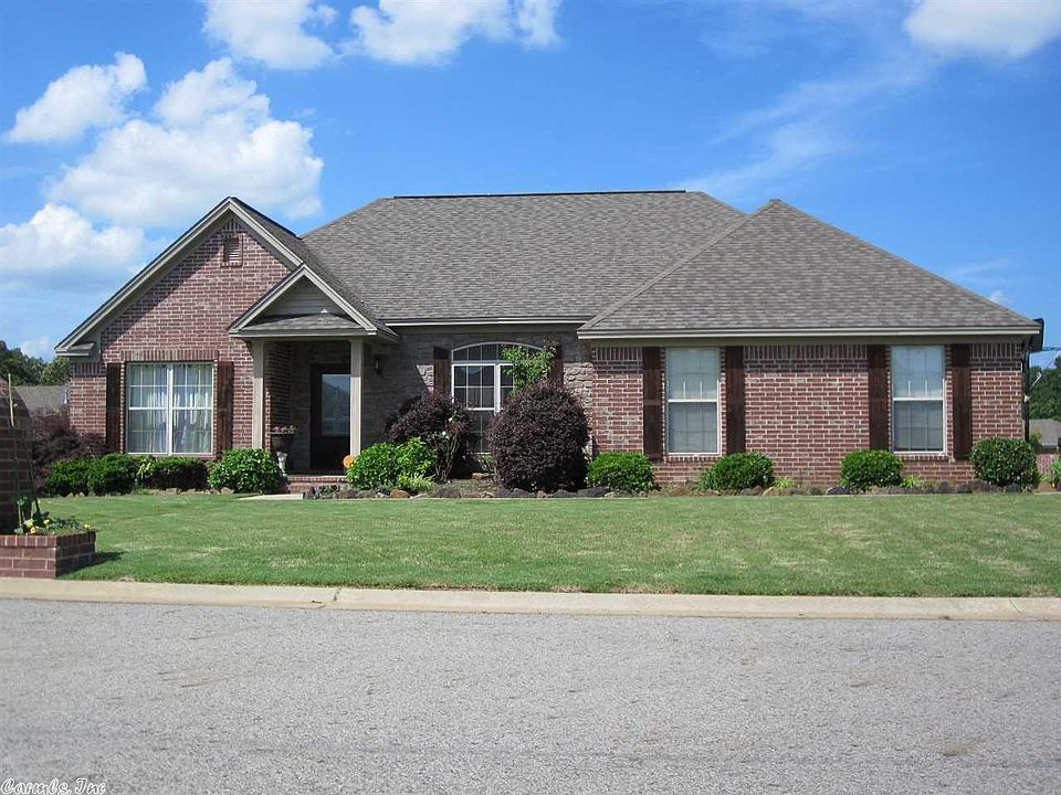 1st image of 2400 Christine Dr