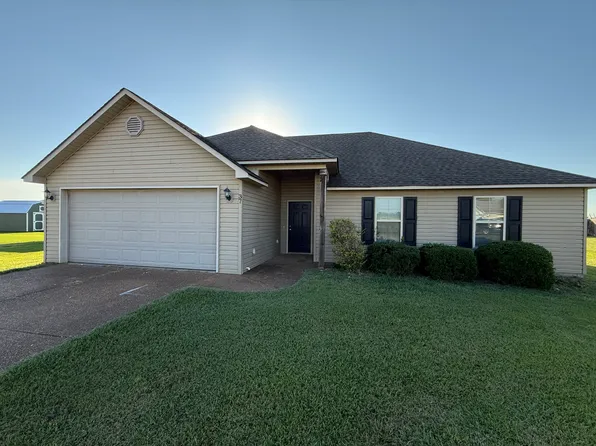 37 Clovewood Cv, Humboldt, TN 38343