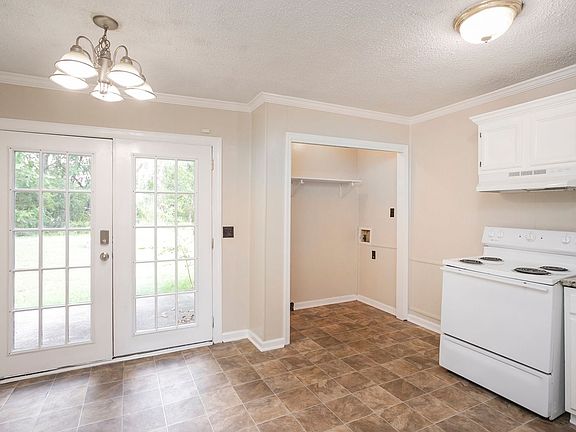5th image of 845-847 W Eastland Ave #845