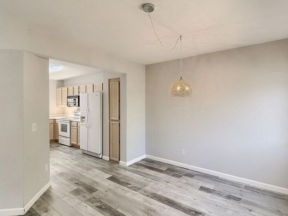 4th image of 3309 N 70th St Unit 218