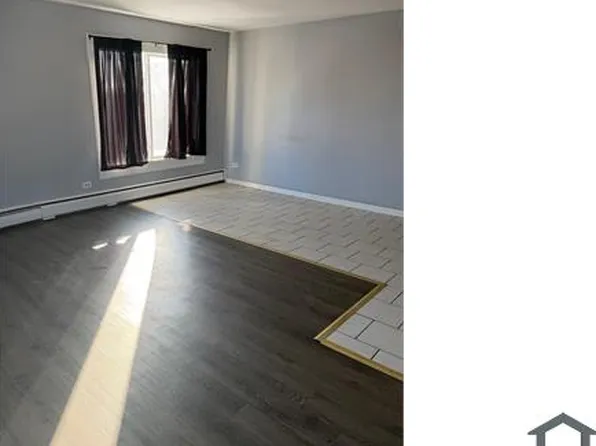 2101 Williamsburg Dr APT 301, Waukegan, IL 60085