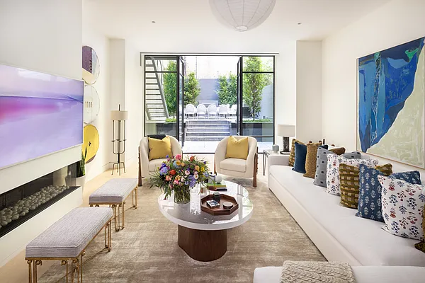 Sold by Compass | media 8