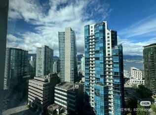 1420 Georgia St W #1702, Vancouver, BC V6G 3K4