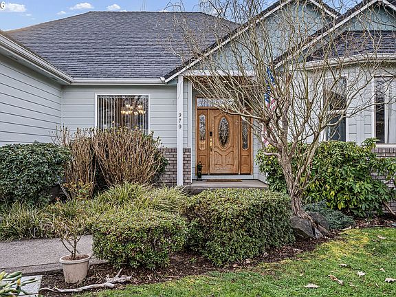 3rd image of 970 T St