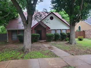 436 L Thompson St, Cedar Hill, TX 75104