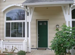 2546 SW Hume Ct, Portland, OR 97219