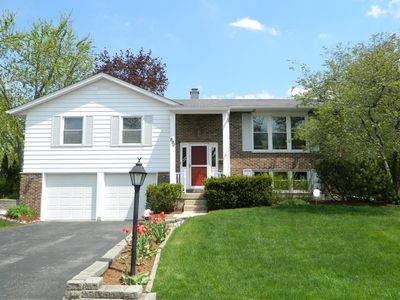 990 Harrison Ln, Hoffman Estates, IL, 60192