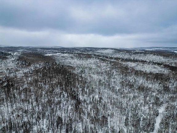 4th image of E Wilderness Rd