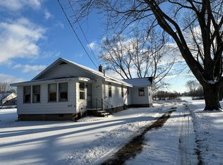 5037 Washington Ave, Saint Joseph, MI 49085