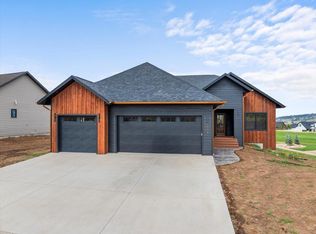 7714 Brooks Loop, Spearfish, SD 57783