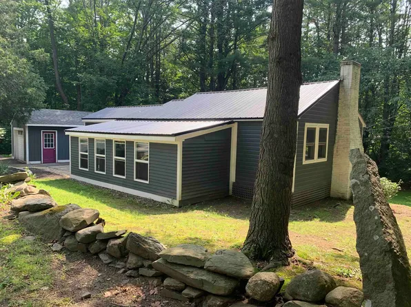 357 North River Road, Epping, NH 03042