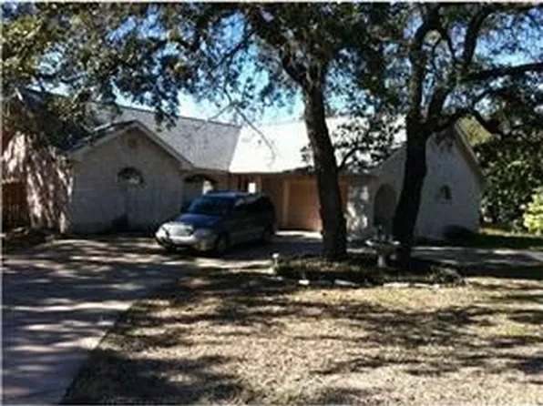 701 Prize Oaks Dr, Cedar Park, TX 78613